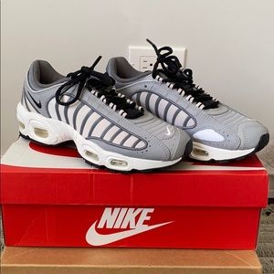 Nike Air Max Tailwind IV